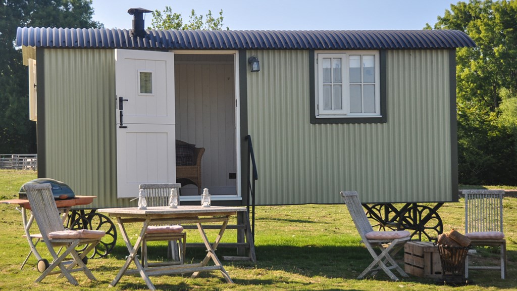 Tenterden Trout Shepherds Hut July2020(C)