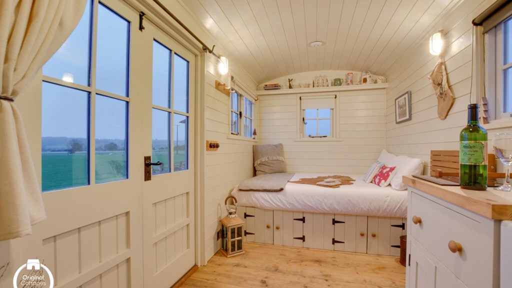 6327829 AS278 Bedroom Area View 3