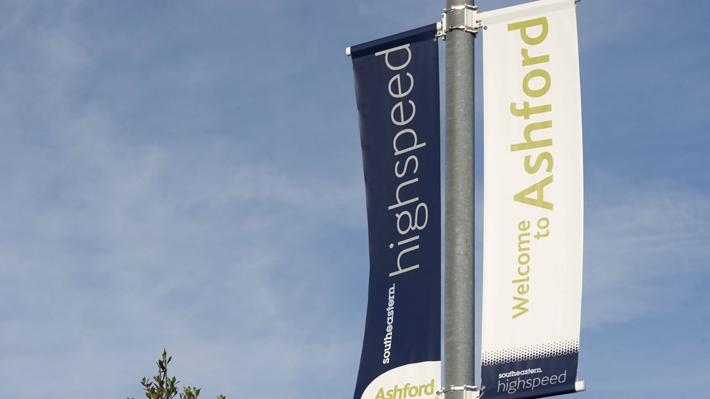 ashford-signpost-trains (1).jpg