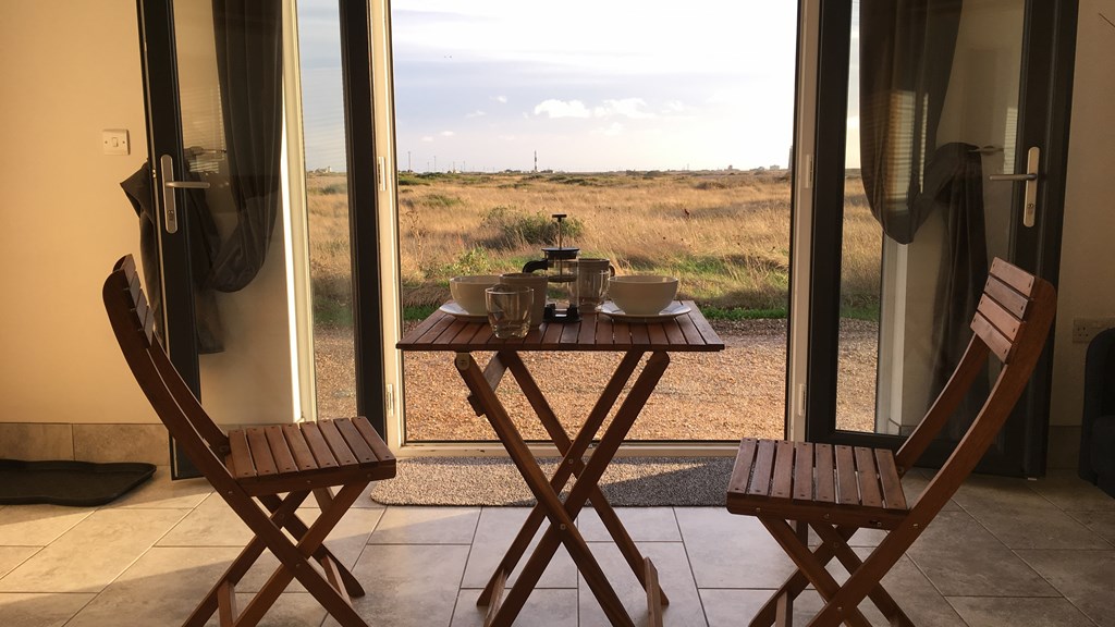 Coastal Cabins Chairs And Table (Feb2022)