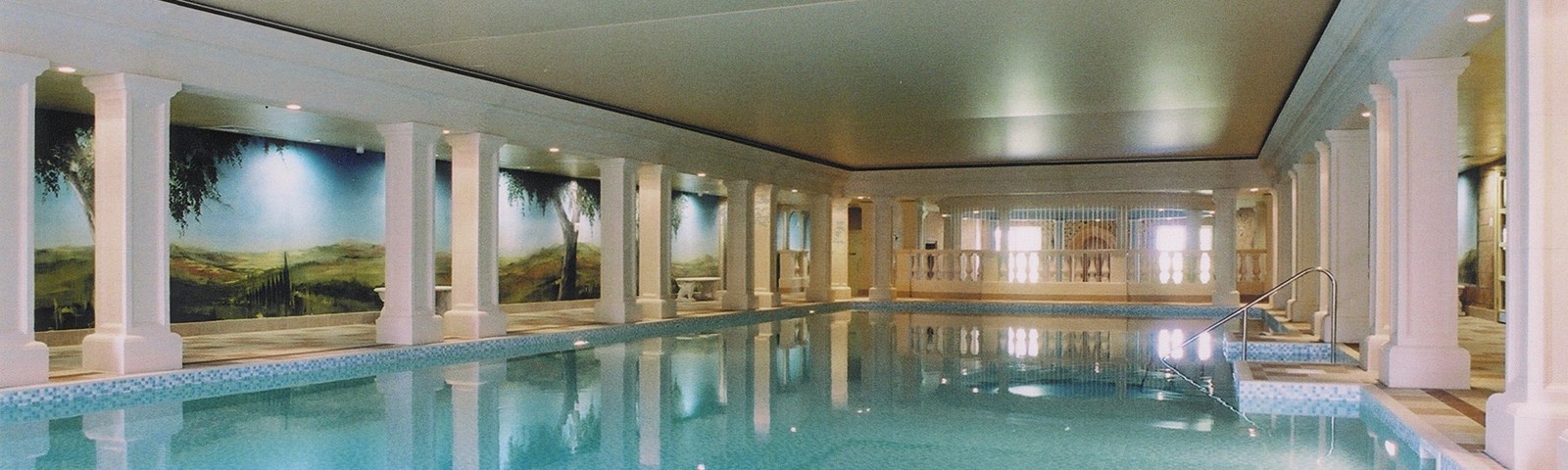 eastwell-manor---pool.jpg