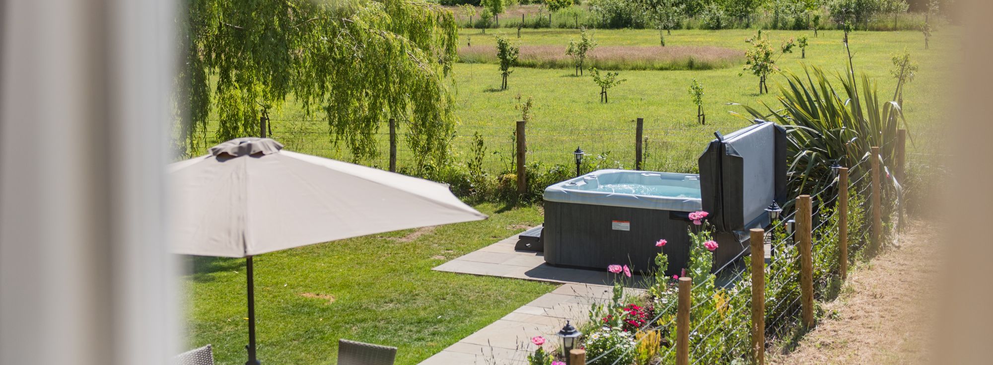 Page Main Image (2000 × 735Px) (36)